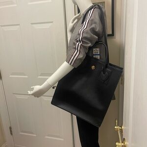 Anne Klein gorgeous new condition long shape bag with Gold-Tone Hardware